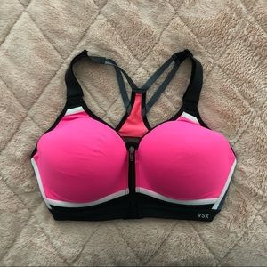 Victoria’s Secret Sport VSX front zip sports bra